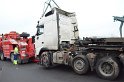 LKW umgestuerzt Niehler Hafen P294